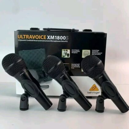 Behringer Ultravoice XM1800S Dynamic Cardioid Vocal and Instrument Microphones (Set of 3)