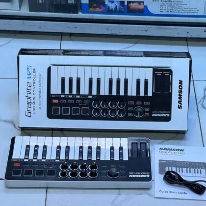 Samson Graphite M25 Mini USB MIDI Controller