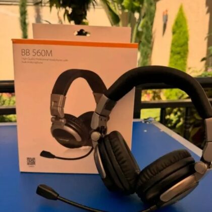 Behringer BB 560M High-Quality Professional Headphones with Built-In Microphone