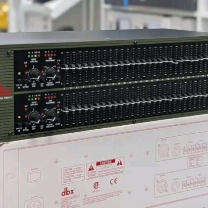 Proffesional DBX 2231 Dual 31-Band Graphic Equalizer with Type III Noise Reduction and PeakPlus Limiter